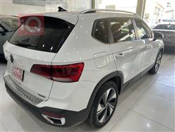 فولكسفاغن تاوس